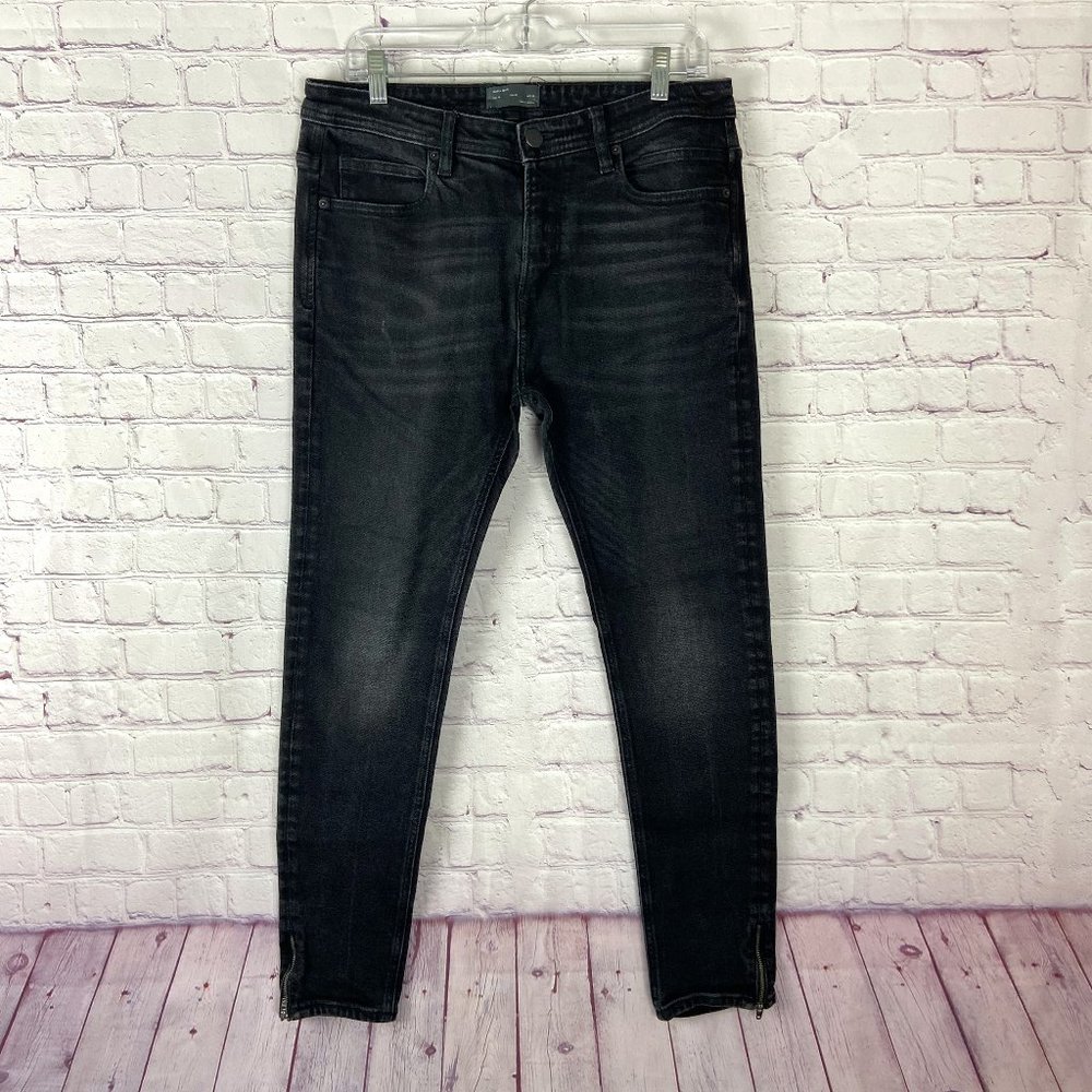 Zara Man Slim Black Jeans. Size: 34